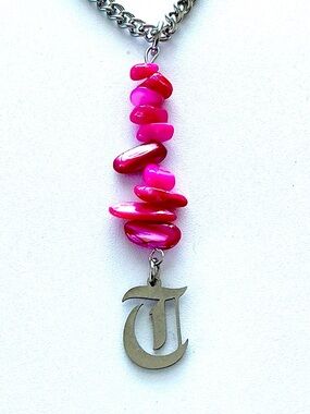 🆕 “T” Old English Letter Pendant Necklace-Stainless Steel